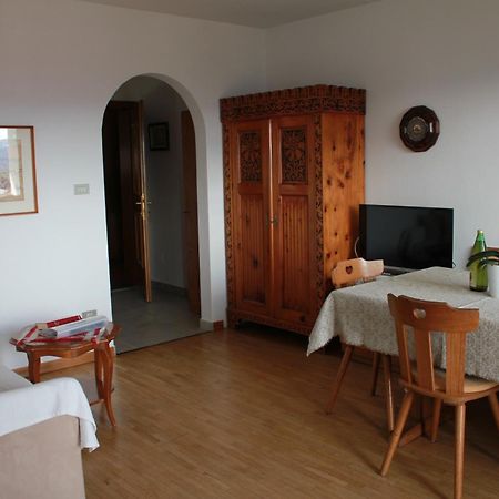 Residence Laerchenhaeusl Soprabolzano Eksteriør billede